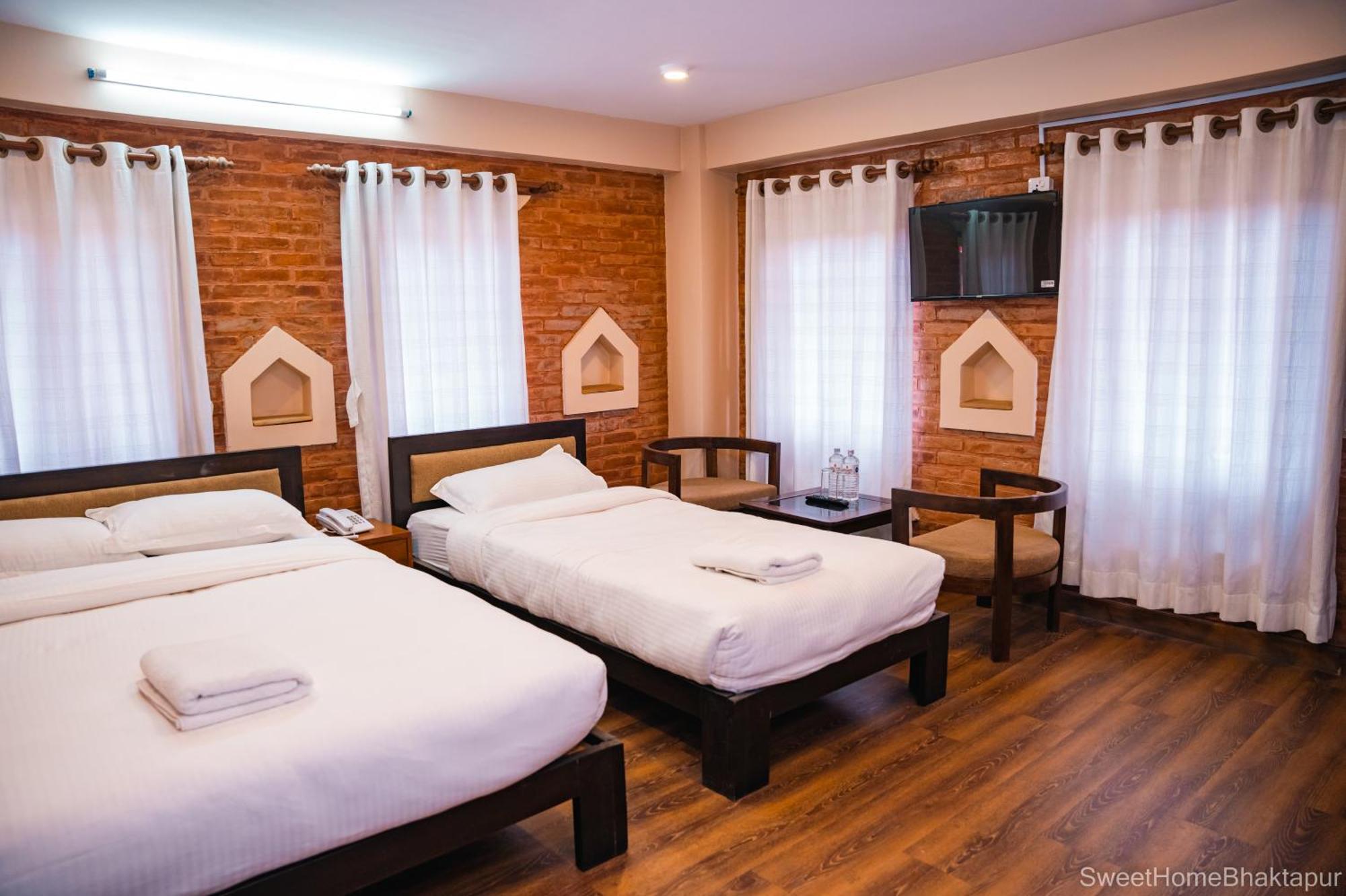 Hotel Sweet Home Bhaktapur Bagian luar foto