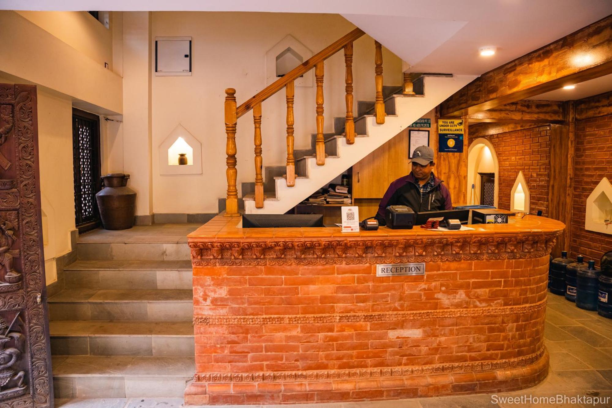 Hotel Sweet Home Bhaktapur Bagian luar foto