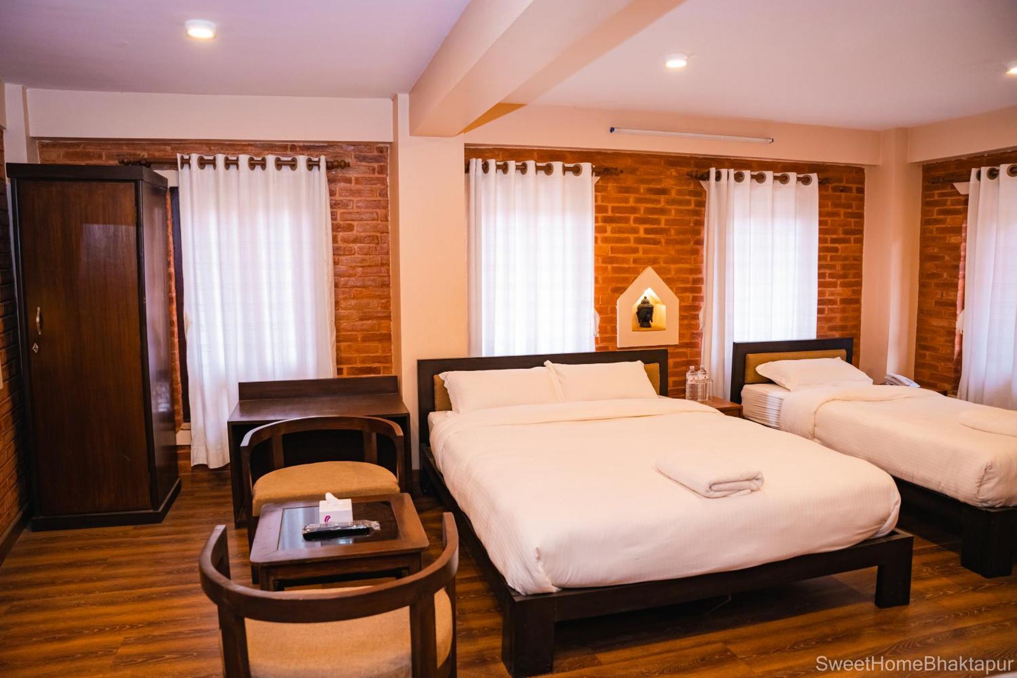 Hotel Sweet Home Bhaktapur Bagian luar foto