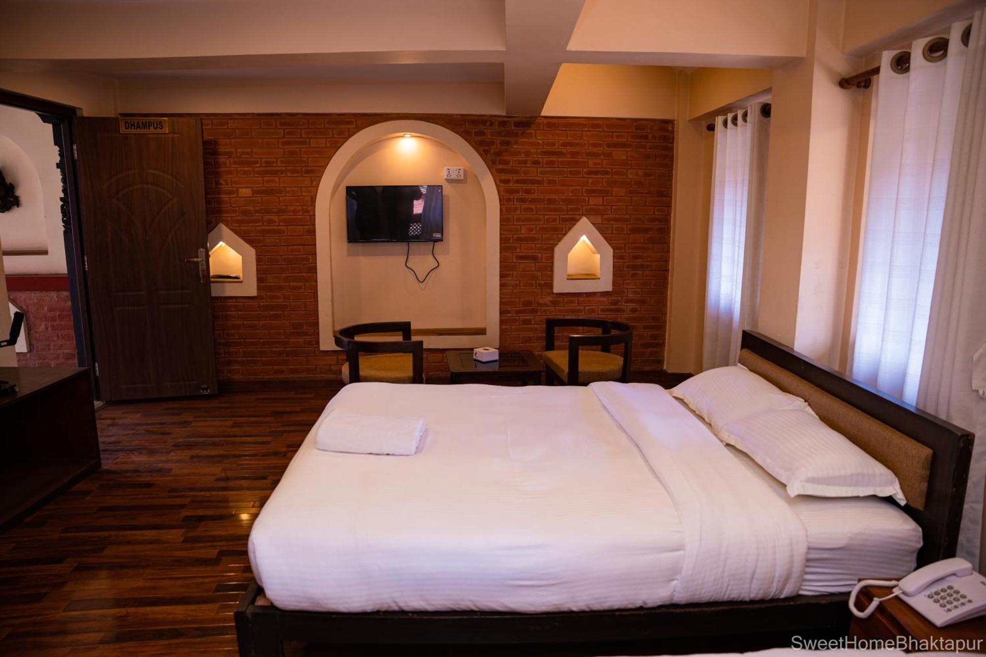 Hotel Sweet Home Bhaktapur Bagian luar foto